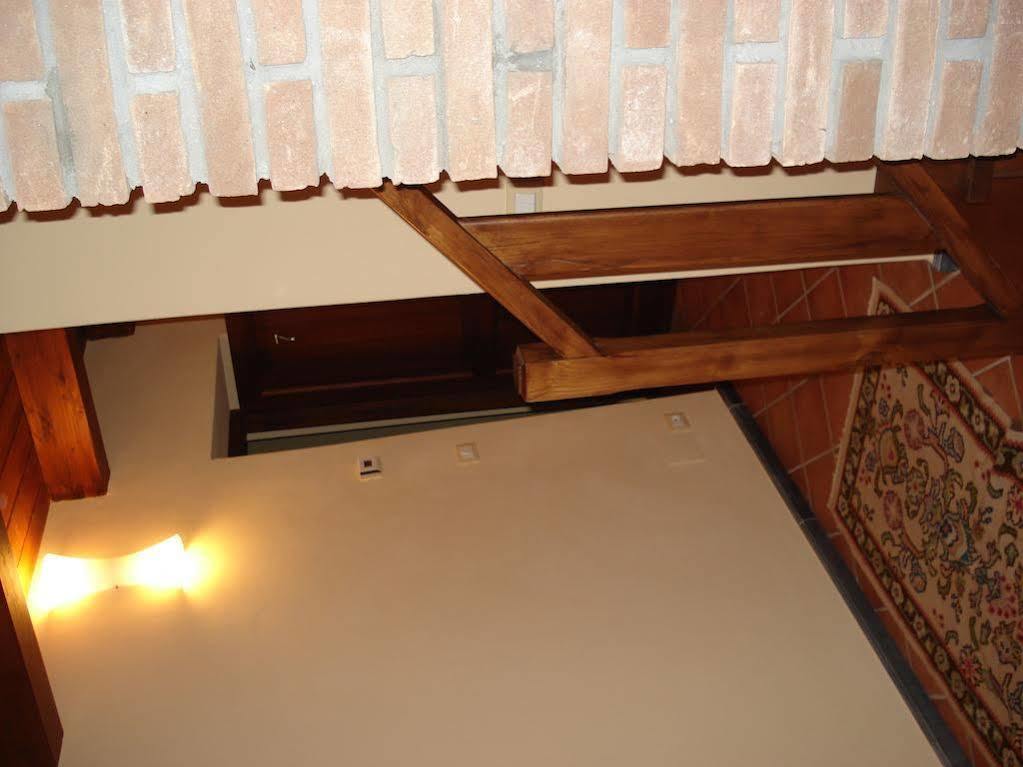 La Campana D'Oro Hotel Beverino Bagian luar foto