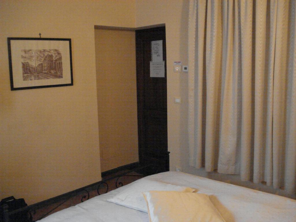 La Campana D'Oro Hotel Beverino Ruang foto