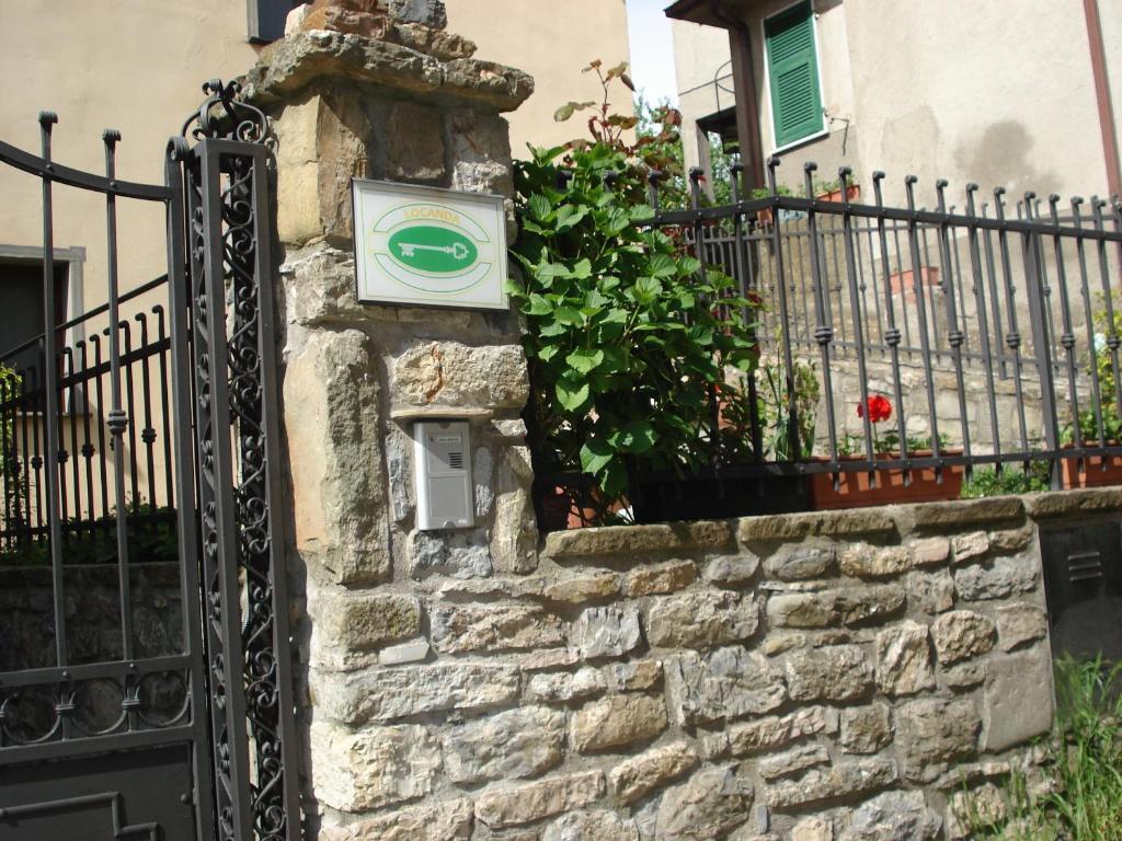 La Campana D'Oro Hotel Beverino Bagian luar foto